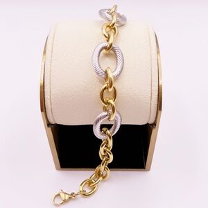 Chic Gold and Silver Bracelet